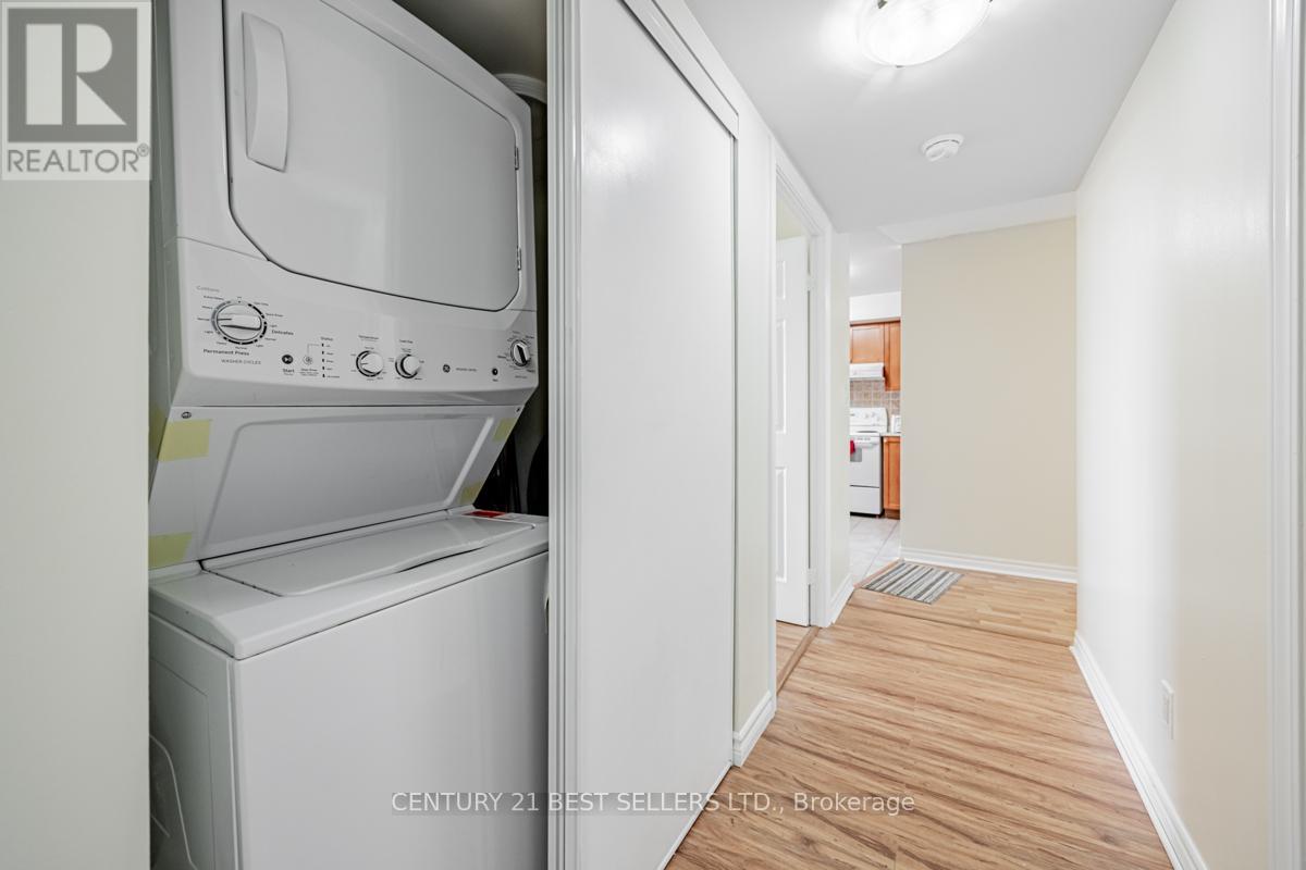 1715 - 3880 Duke Of York Boulevard, Mississauga, Ontario  L5B 4M7 - Photo 23 - W12450444