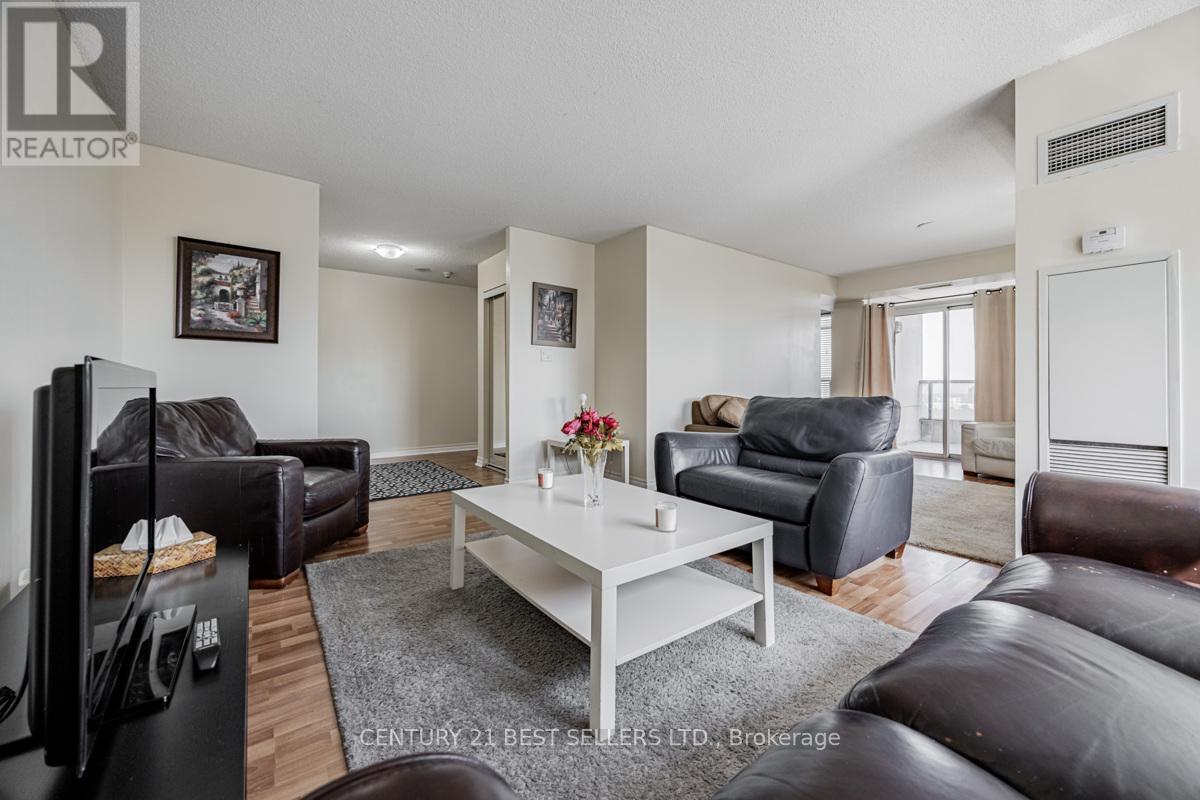 1715 - 3880 Duke Of York Boulevard, Mississauga, Ontario  L5B 4M7 - Photo 5 - W12450444