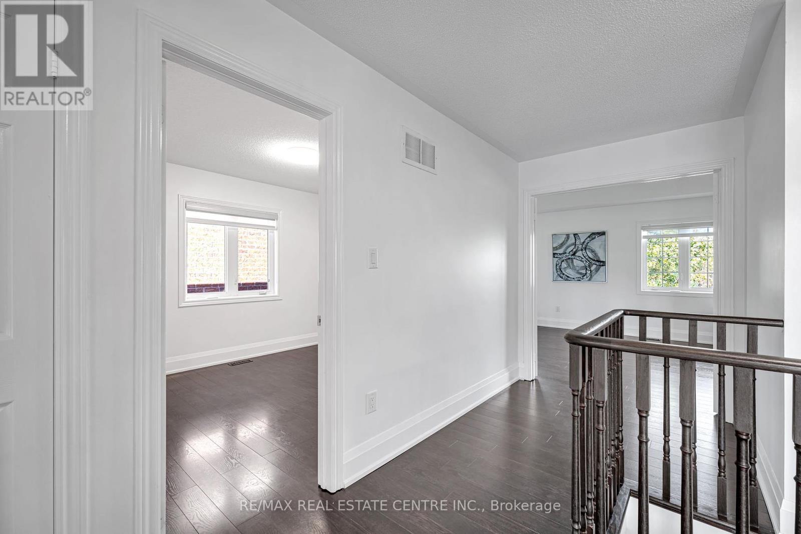 425 Bussel Crescent, Milton, Ontario  L9T 0W7 - Photo 29 - W12450460