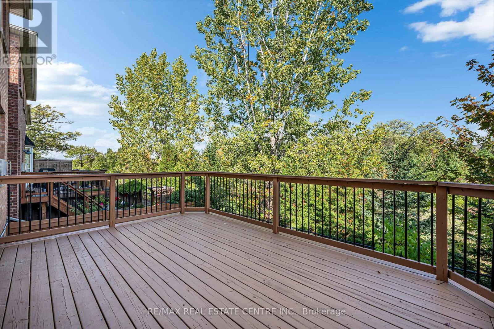 425 Bussel Crescent, Milton, Ontario  L9T 0W7 - Photo 46 - W12450460
