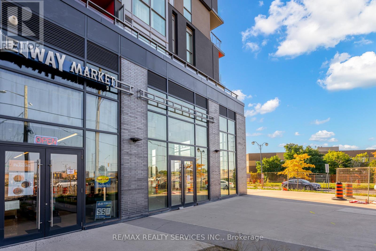 4 - 5220 Dundas Street, Burlington, Ontario  L7L 0J4 - Photo 5 - W12450468