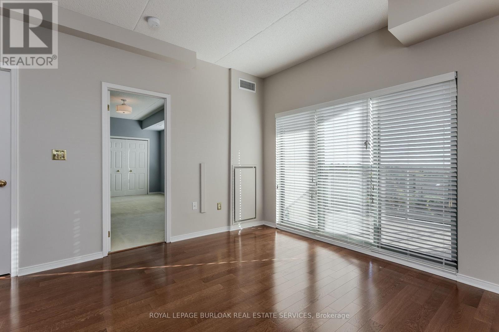 401 - 2075 Amherst Heights Drive, Burlington, Ontario  L7P 5B8 - Photo 18 - W12450471
