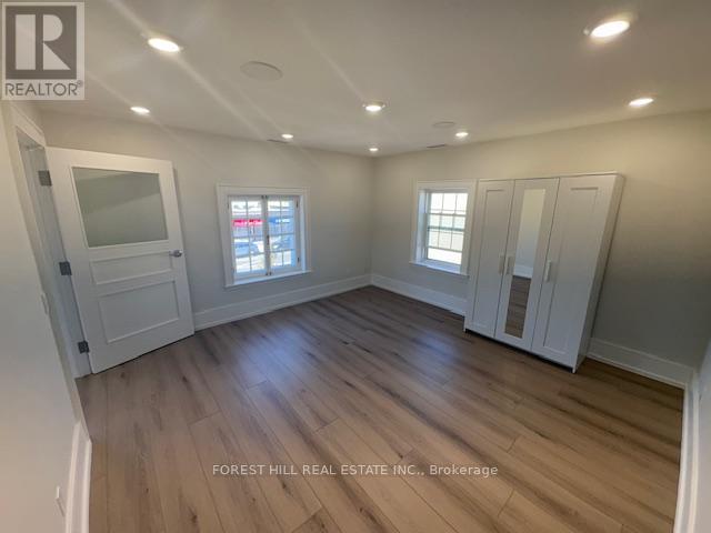 2nd Floor - 13 Thomas Street, Mississauga, Ontario  L5M 1Y4 - Photo 3 - W12450488