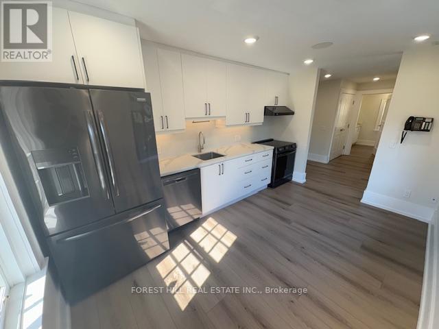 2nd Floor - 13 Thomas Street, Mississauga, Ontario  L5M 1Y4 - Photo 6 - W12450488