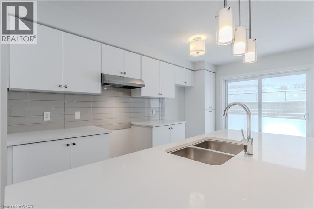 15 Urbane Boulevard, Kitchener, Ontario  N2E 0H8 - Photo 15 - 40776957