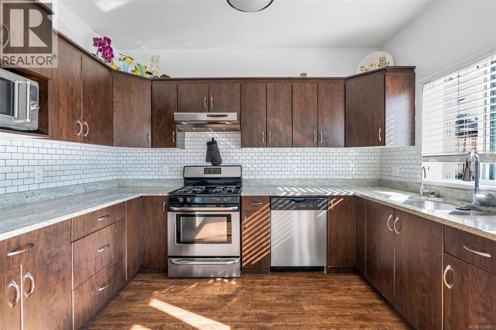 3355 Merlin Rd, Langford, British Columbia  V9C 0G9 - Photo 8 - 1014883