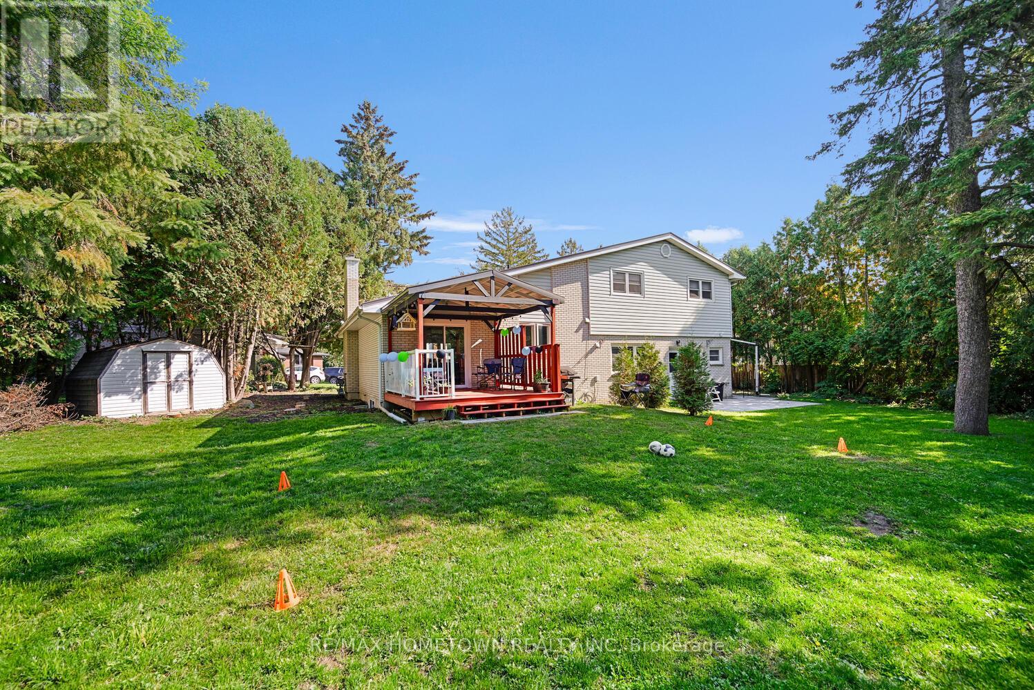 6 Maplewood Circle, Brockville, Ontario  K6V 1N4 - Photo 23 - X12450521