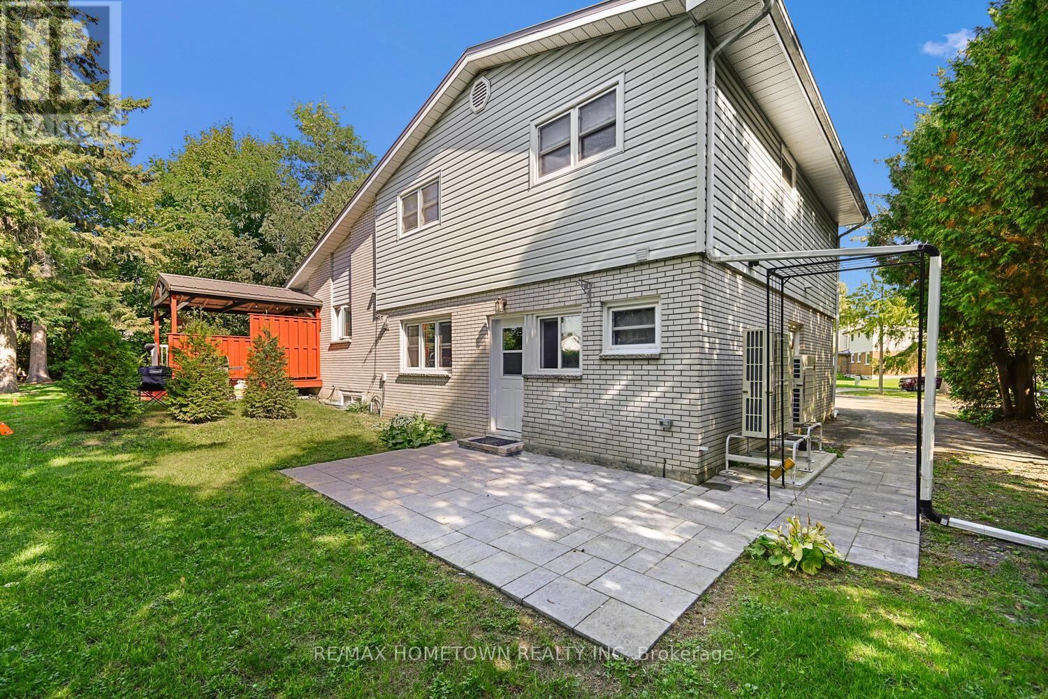6 Maplewood Circle, Brockville, Ontario  K6V 1N4 - Photo 30 - X12450521