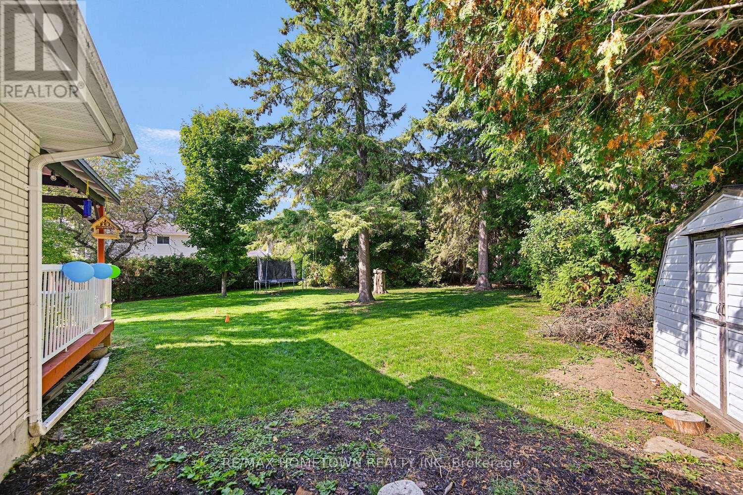 6 Maplewood Circle, Brockville, Ontario  K6V 1N4 - Photo 46 - X12450521