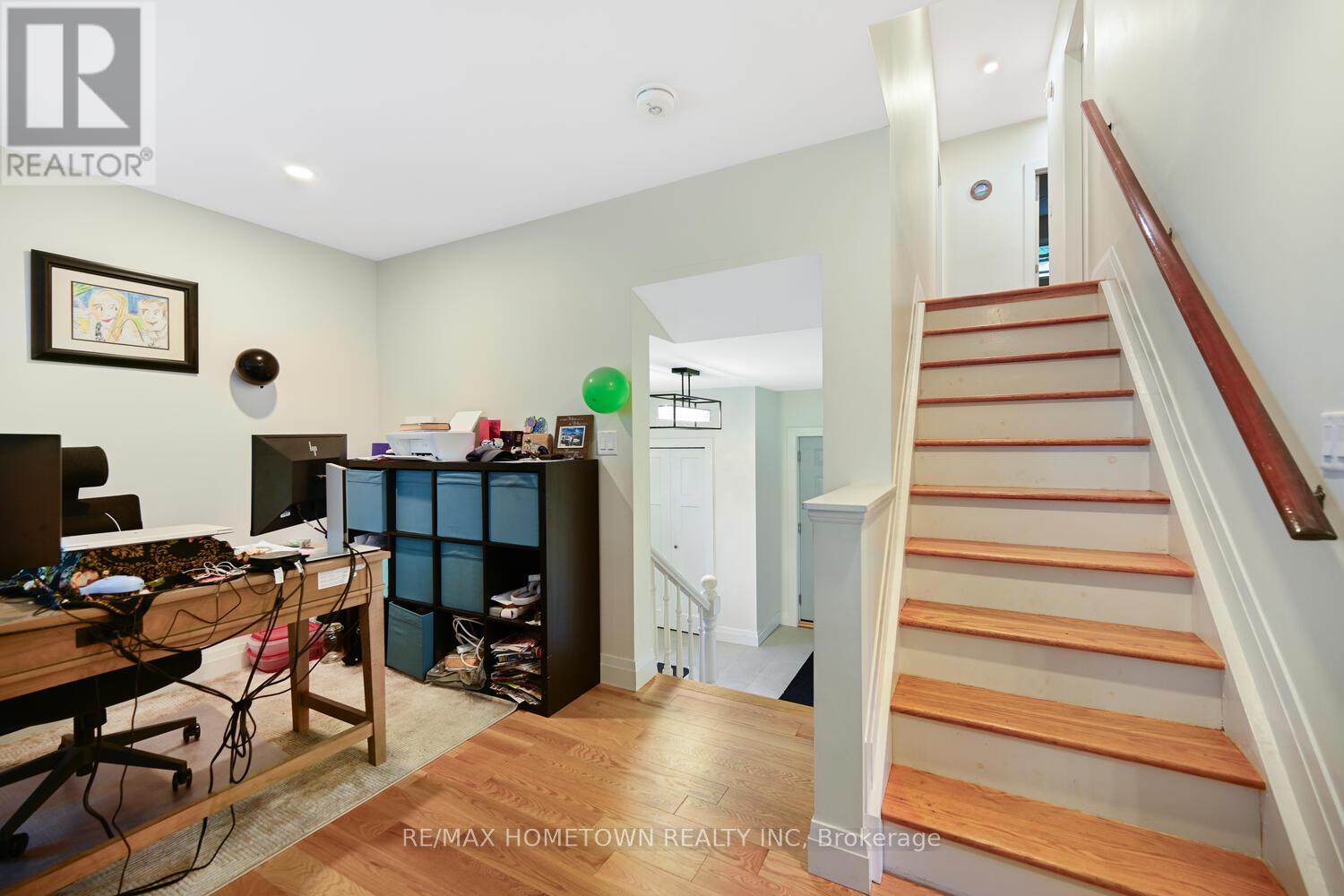 6 Maplewood Circle, Brockville, Ontario  K6V 1N4 - Photo 7 - X12450521