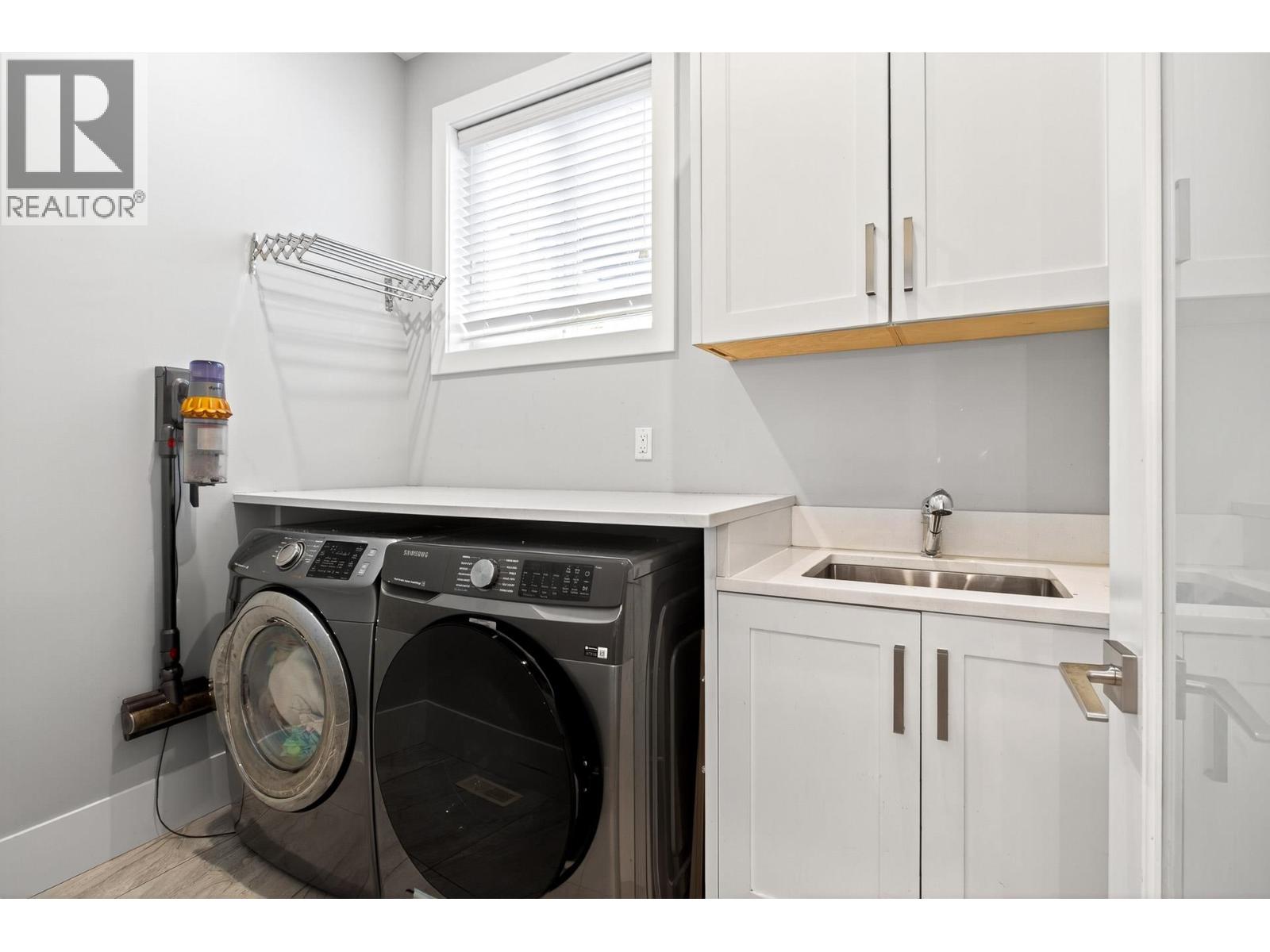 3479 Wales Avenue, Coquitlam, British Columbia  V3E 0K5 - Photo 18 - R3056081