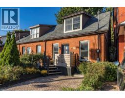 30 SUNSET Avenue, Hamilton, Ontario