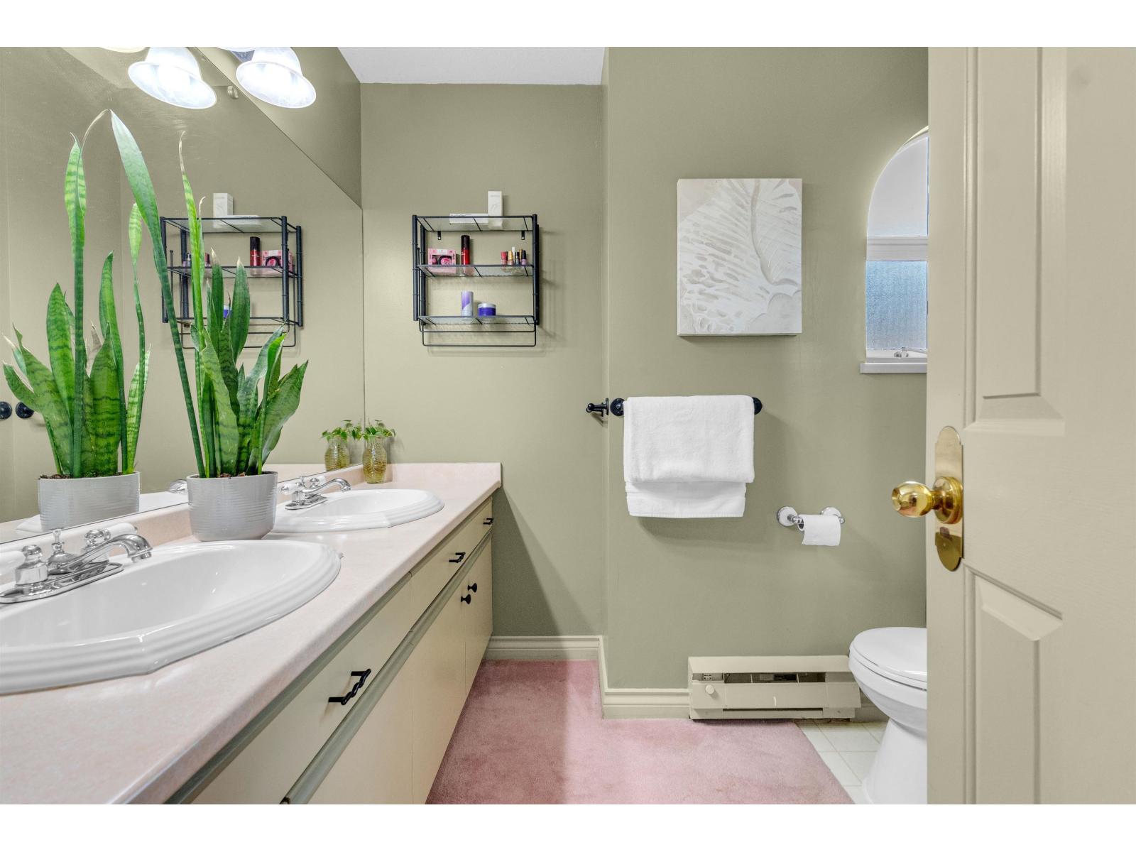 212 9072 Fleetwood Way, Surrey, British Columbia  V3R 0M6 - Photo 11 - R3055659