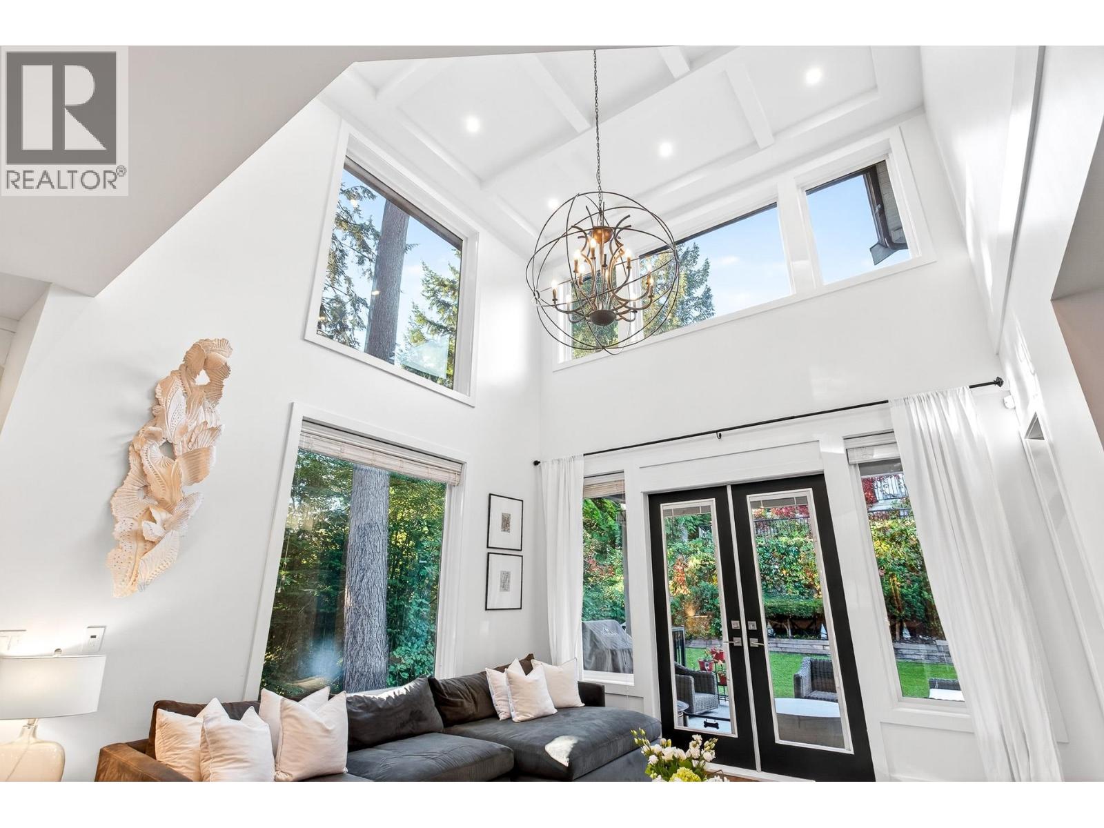 3479 Wales Avenue, Coquitlam, British Columbia  V3E 0K5 - Photo 11 - R3056081