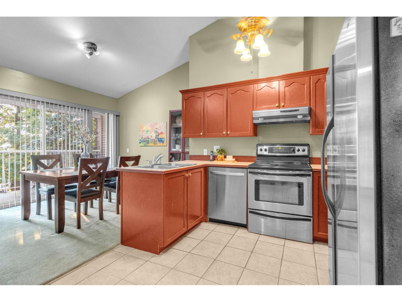 212 9072 Fleetwood Way, Surrey, British Columbia  V3R 0M6 - Photo 5 - R3055659