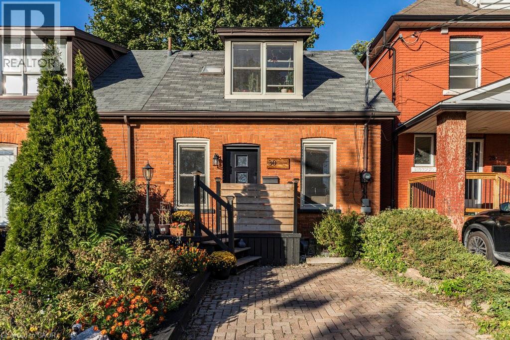 30 Sunset Avenue, Hamilton, Ontario  L8R 1V6 - Photo 2 - 40777229