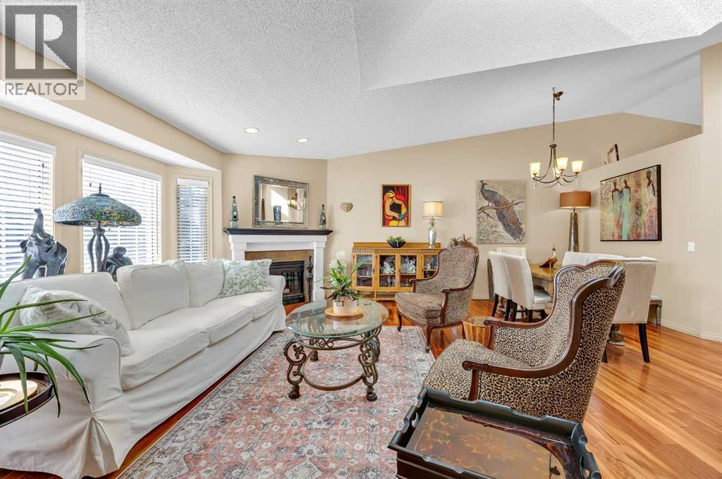 75 Christie Gardens Sw, Calgary, Alberta  T3H 3B5 - Photo 4 - A2261455