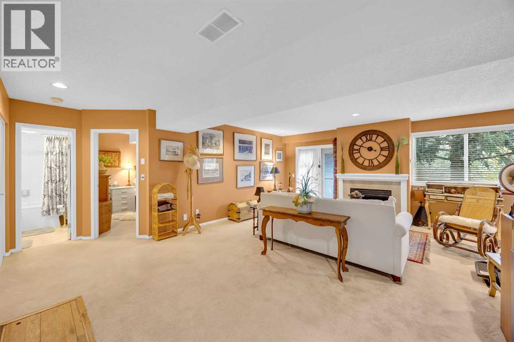 75 Christie Gardens Sw, Calgary, Alberta  T3H 3B5 - Photo 35 - A2261455