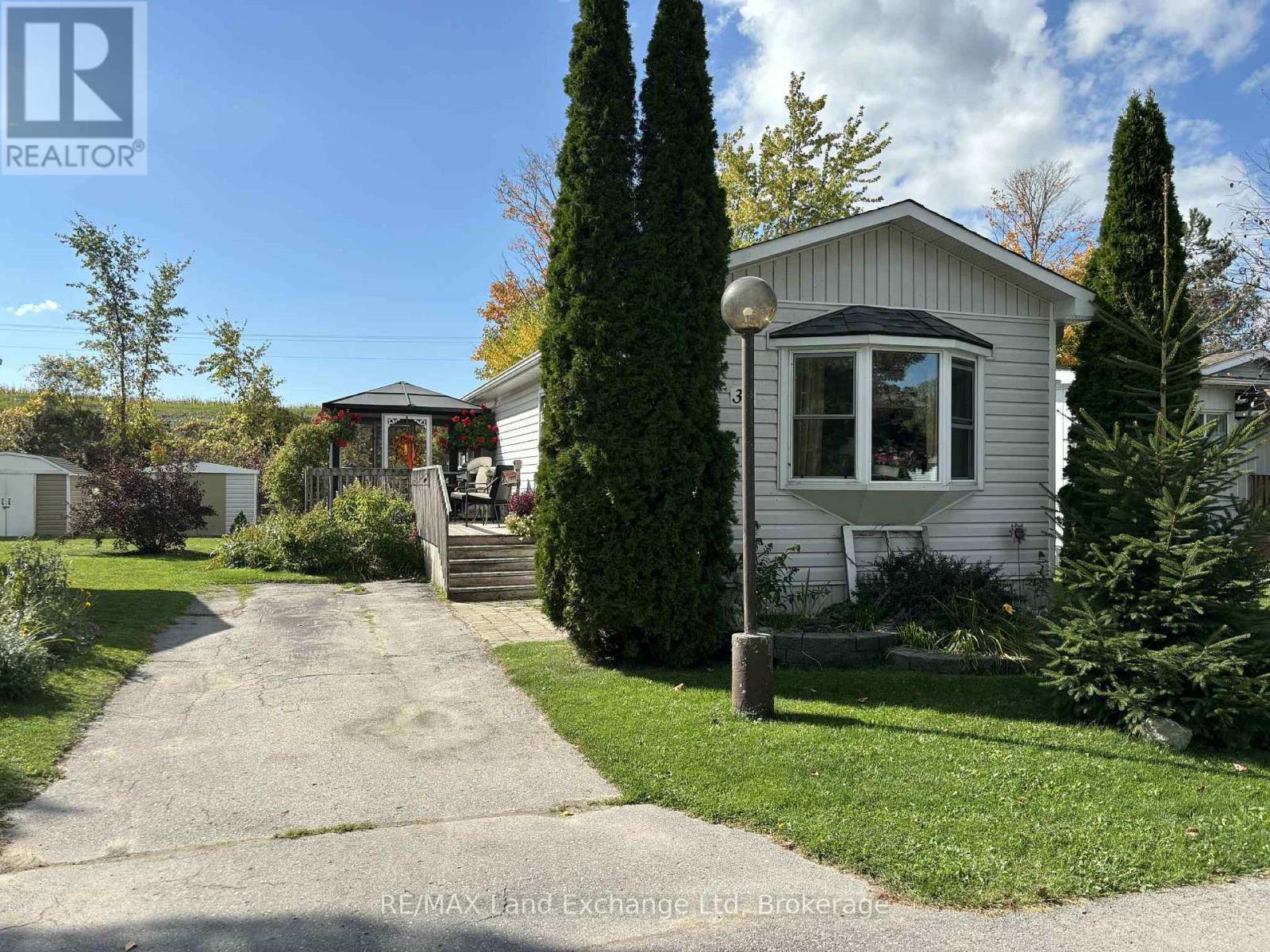 35 BRIARWOOD CRESCENT, North Huron, Ontario