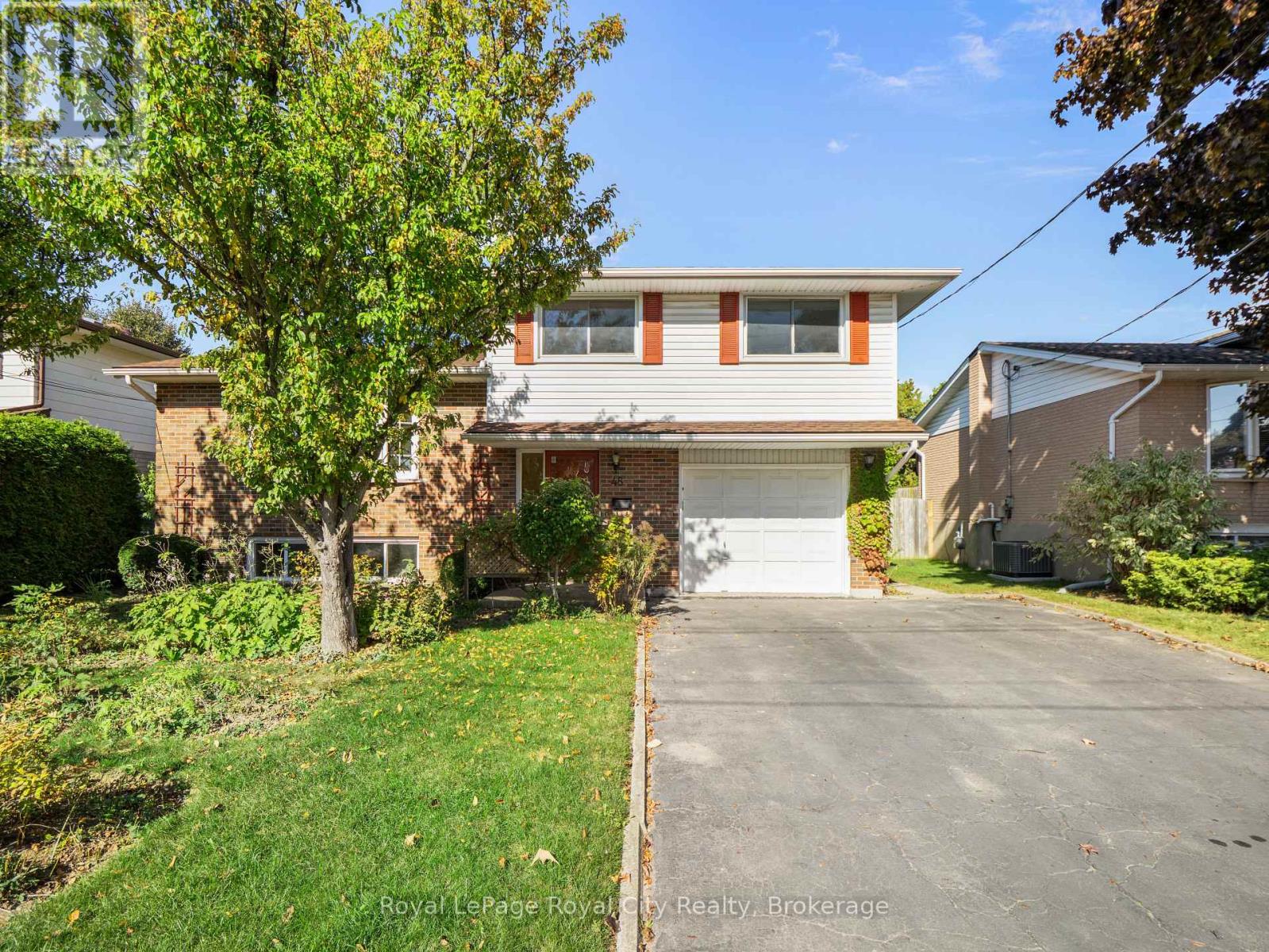 48 GLENBROOK DRIVE, Guelph, Ontario