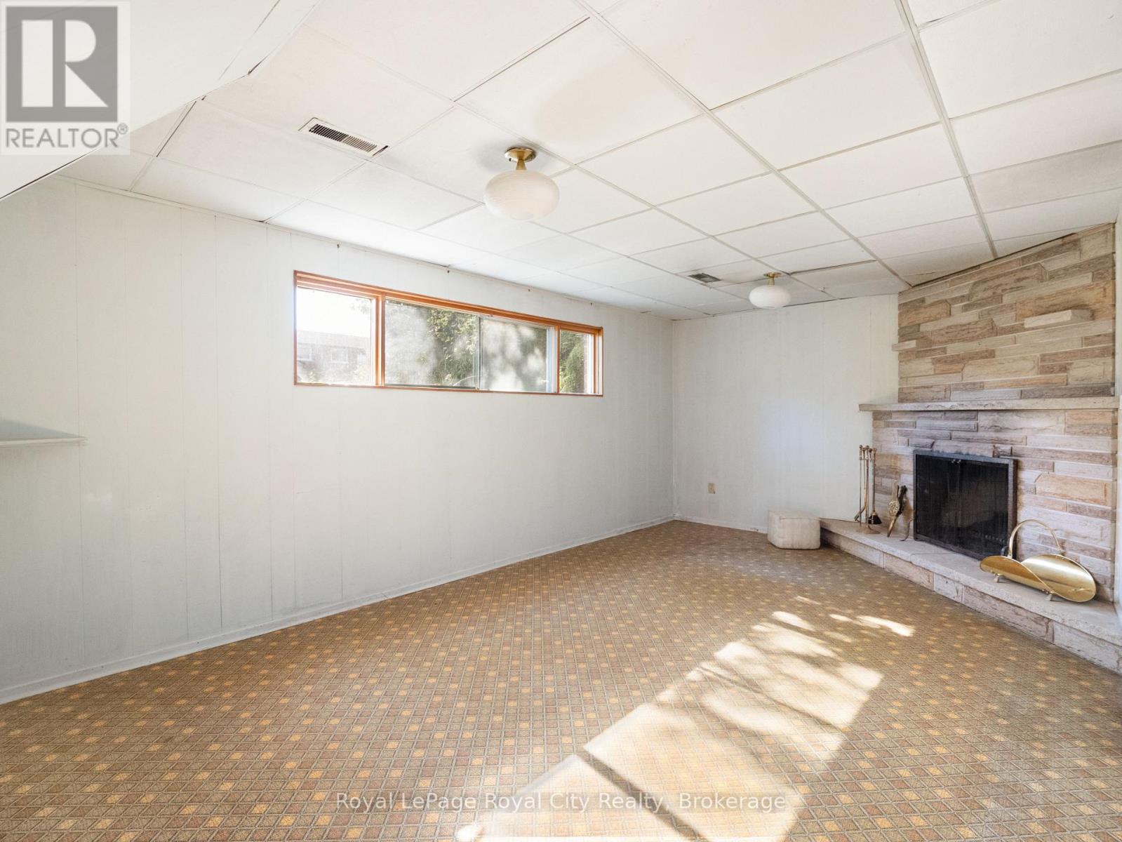 48 Glenbrook Drive, Guelph, Ontario  N1E 1A9 - Photo 32 - X12450550