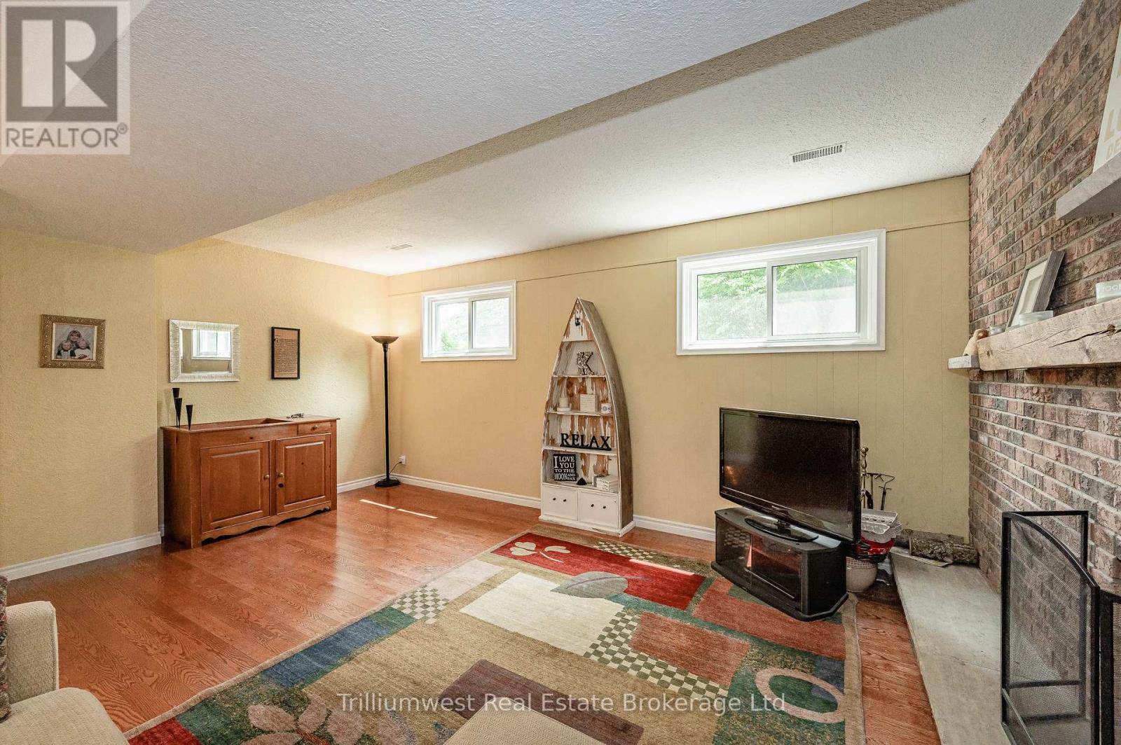 15 Karen Avenue, Guelph, Ontario  N1G 2N8 - Photo 26 - X12450557