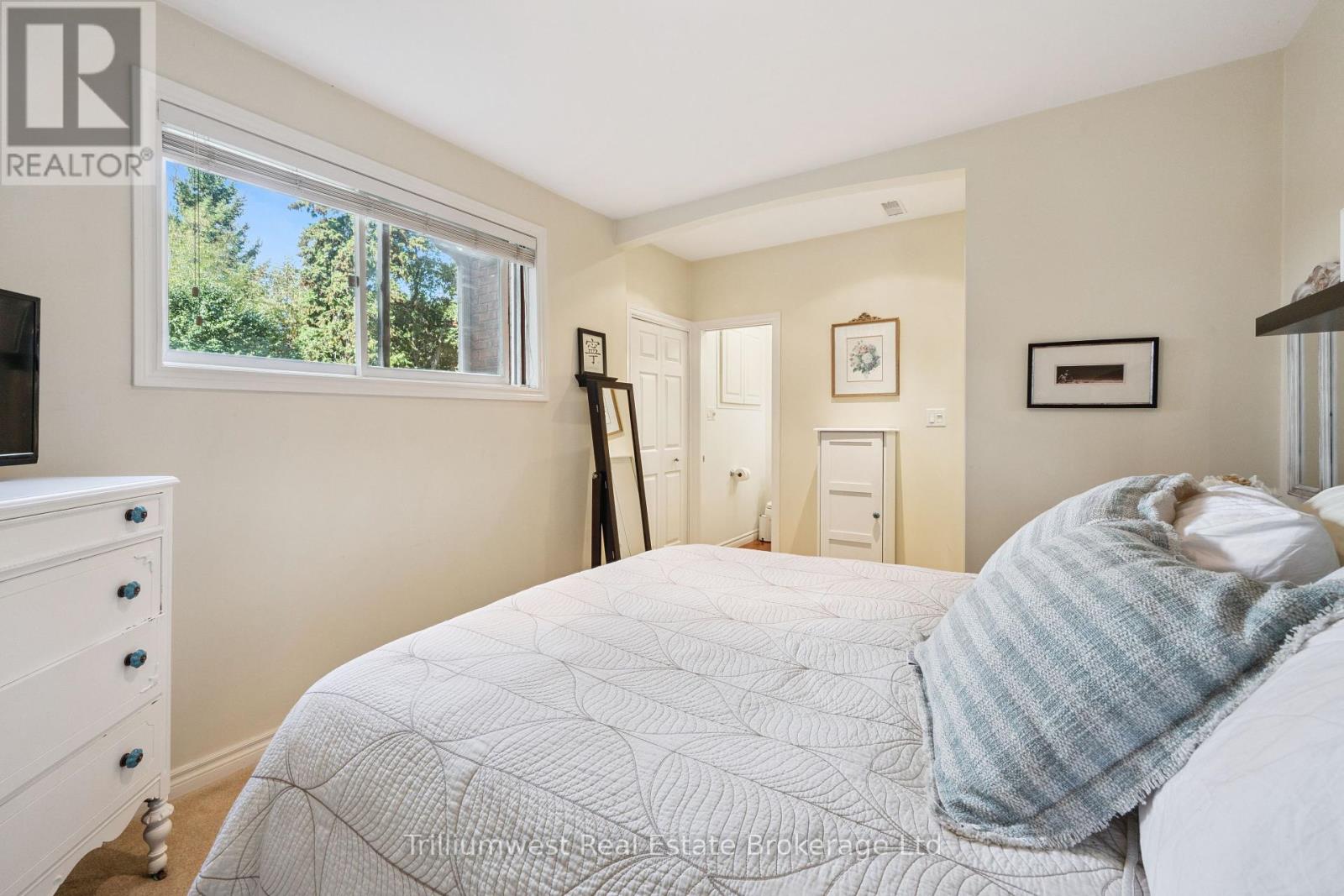 15 Karen Avenue, Guelph, Ontario  N1G 2N8 - Photo 28 - X12450557