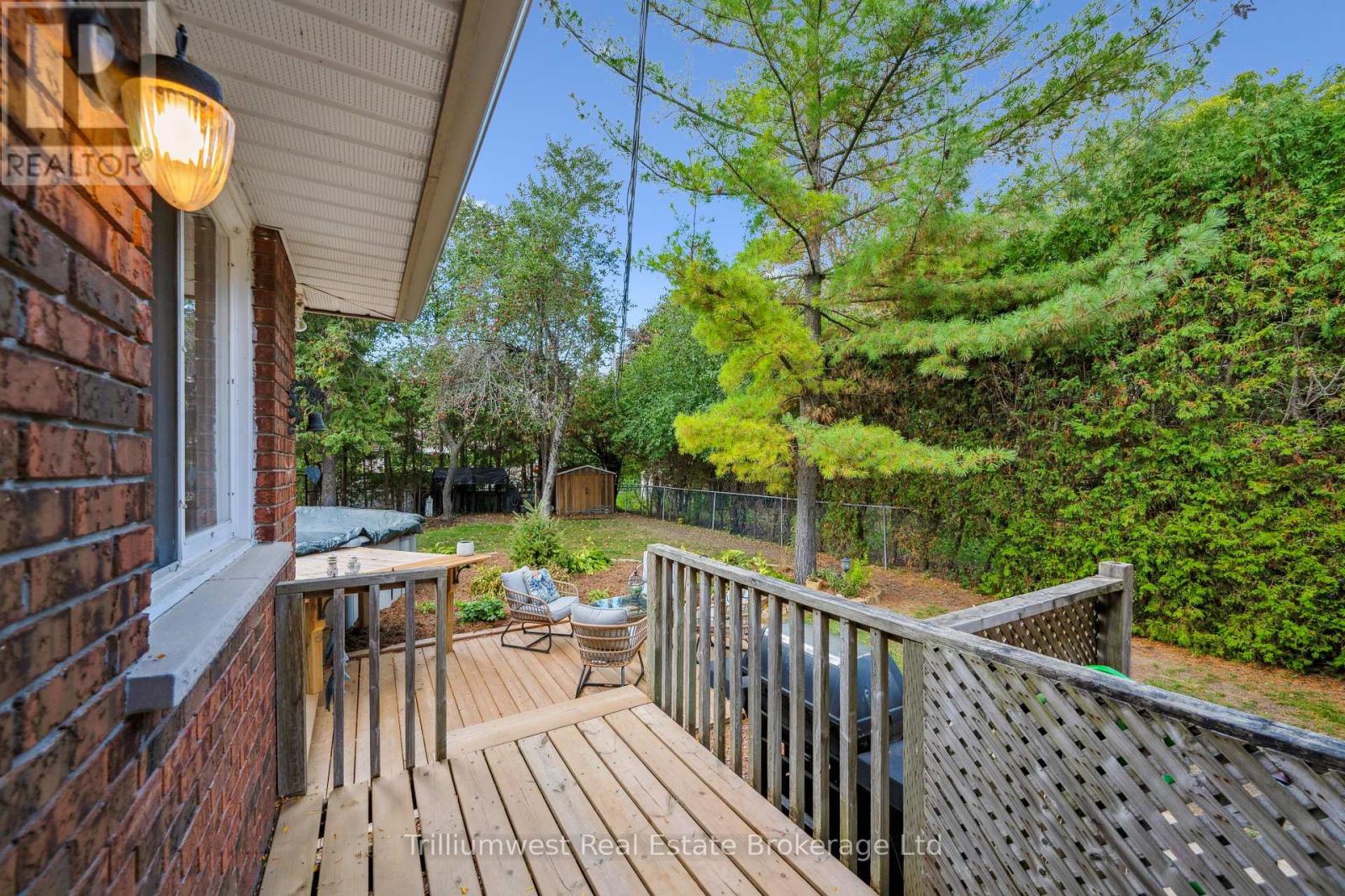 15 Karen Avenue, Guelph, Ontario  N1G 2N8 - Photo 33 - X12450557