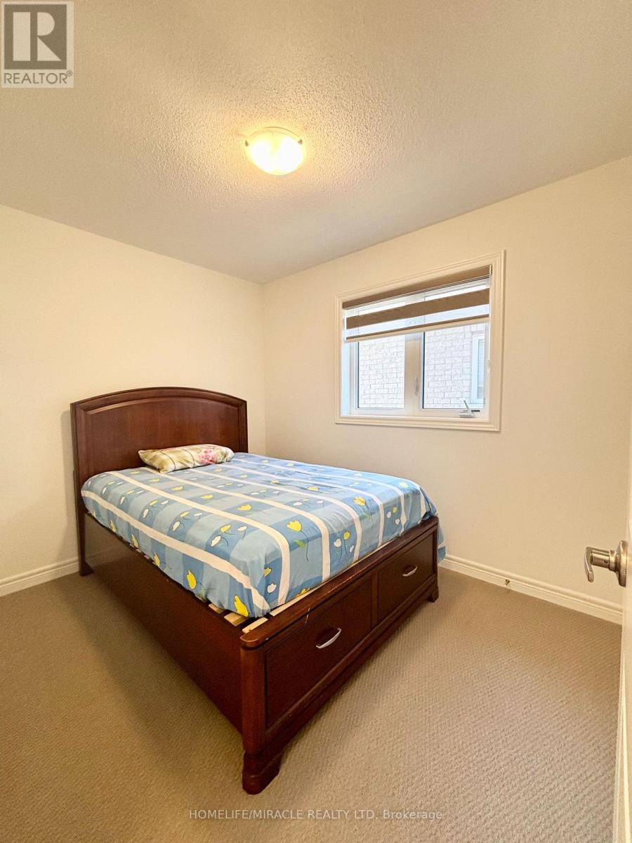 103 Picardy Drive, Hamilton, Ontario  L8J 0K2 - Photo 27 - X12450478