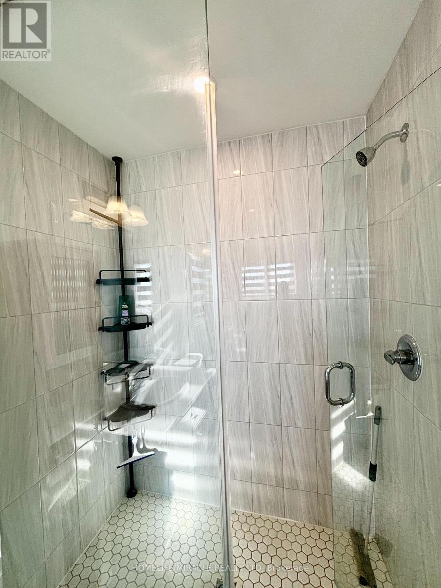 103 Picardy Drive, Hamilton, Ontario  L8J 0K2 - Photo 29 - X12450478