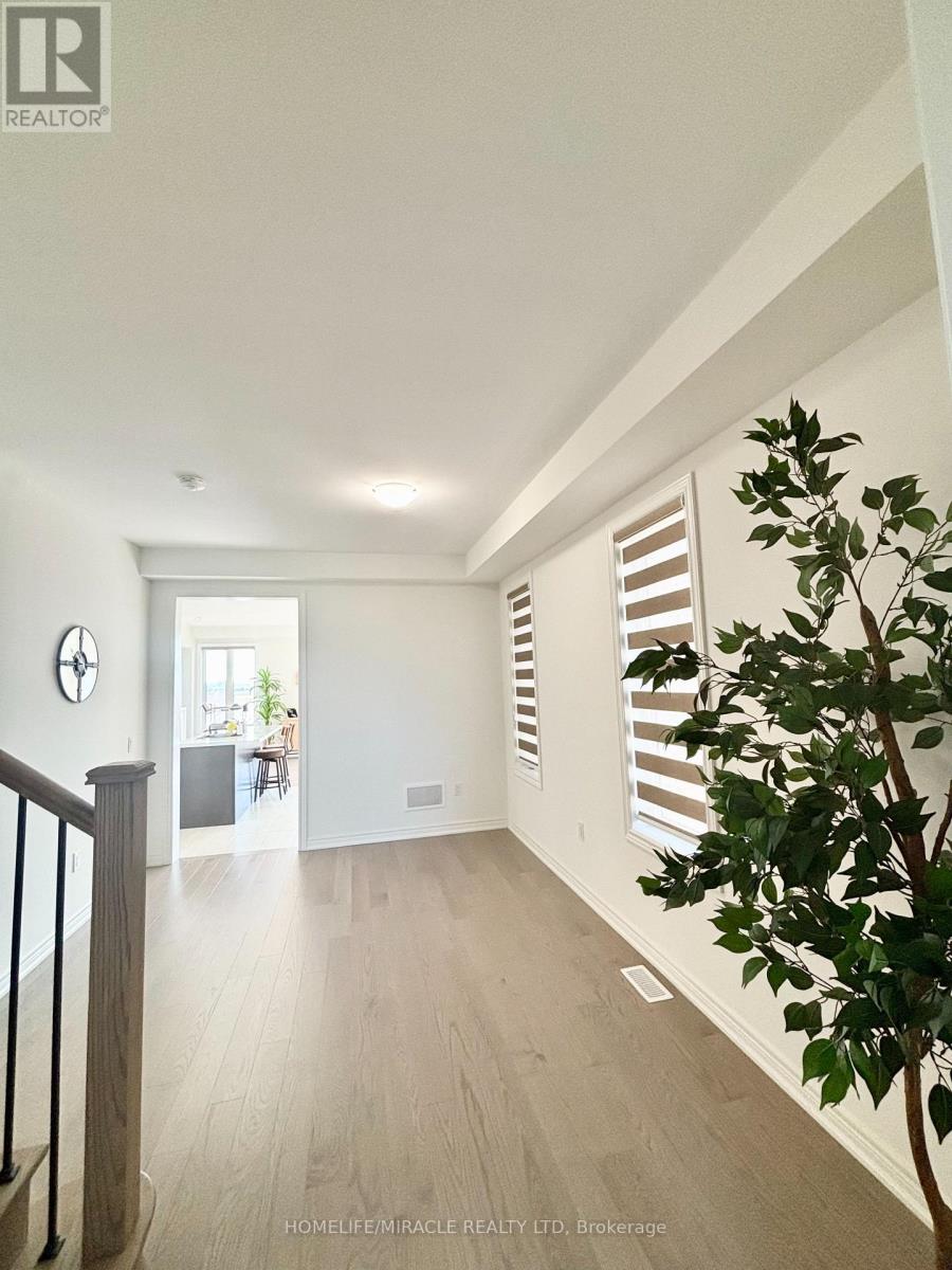 103 Picardy Drive, Hamilton, Ontario  L8J 0K2 - Photo 3 - X12450478