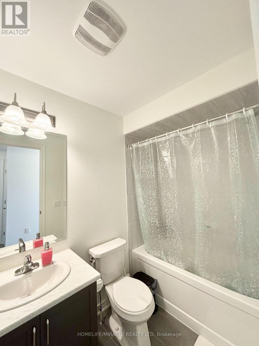 103 Picardy Drive, Hamilton, Ontario  L8J 0K2 - Photo 31 - X12450478