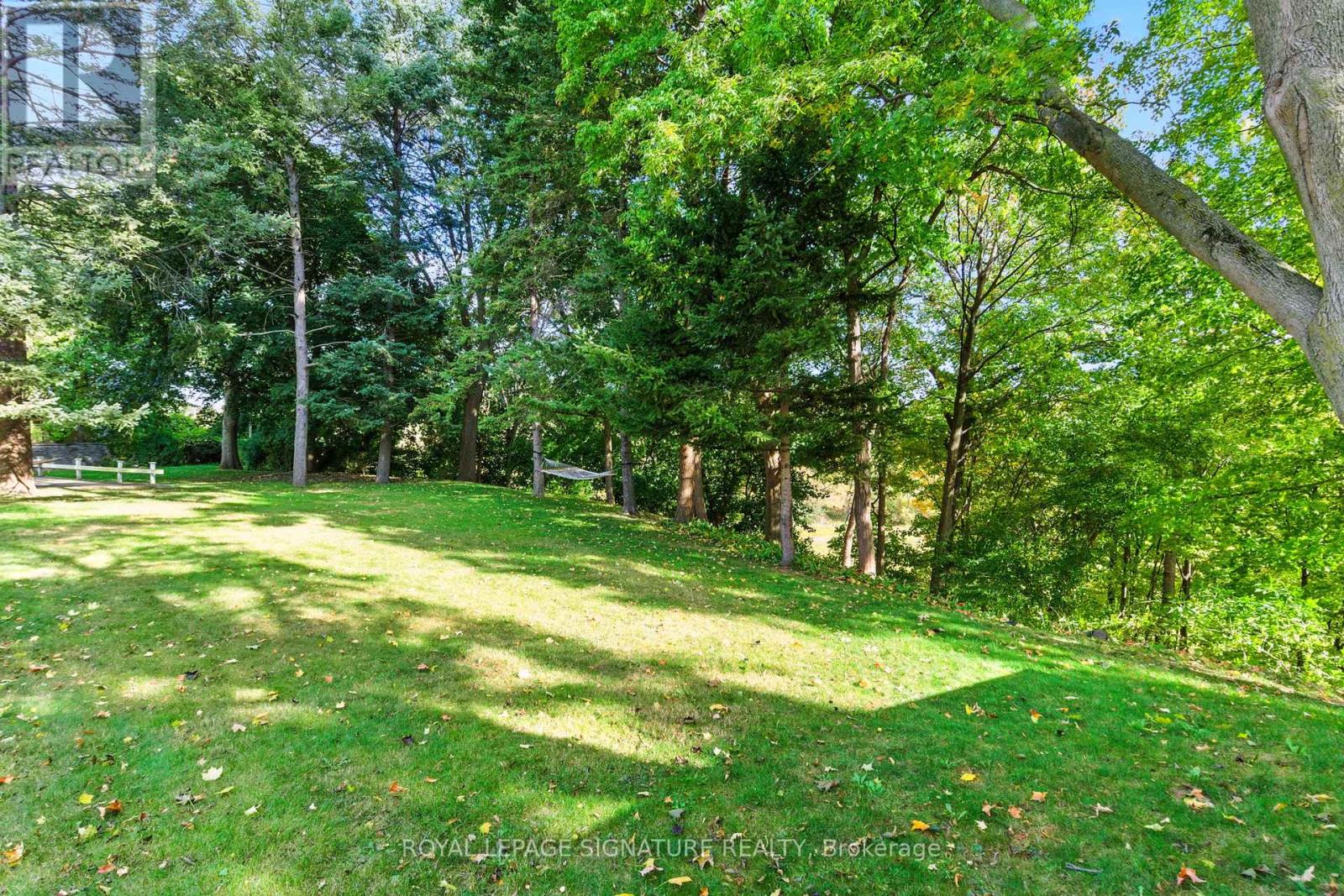 71 Grant Boulevard, Hamilton, Ontario  L9H 4L9 - Photo 32 - X12450479
