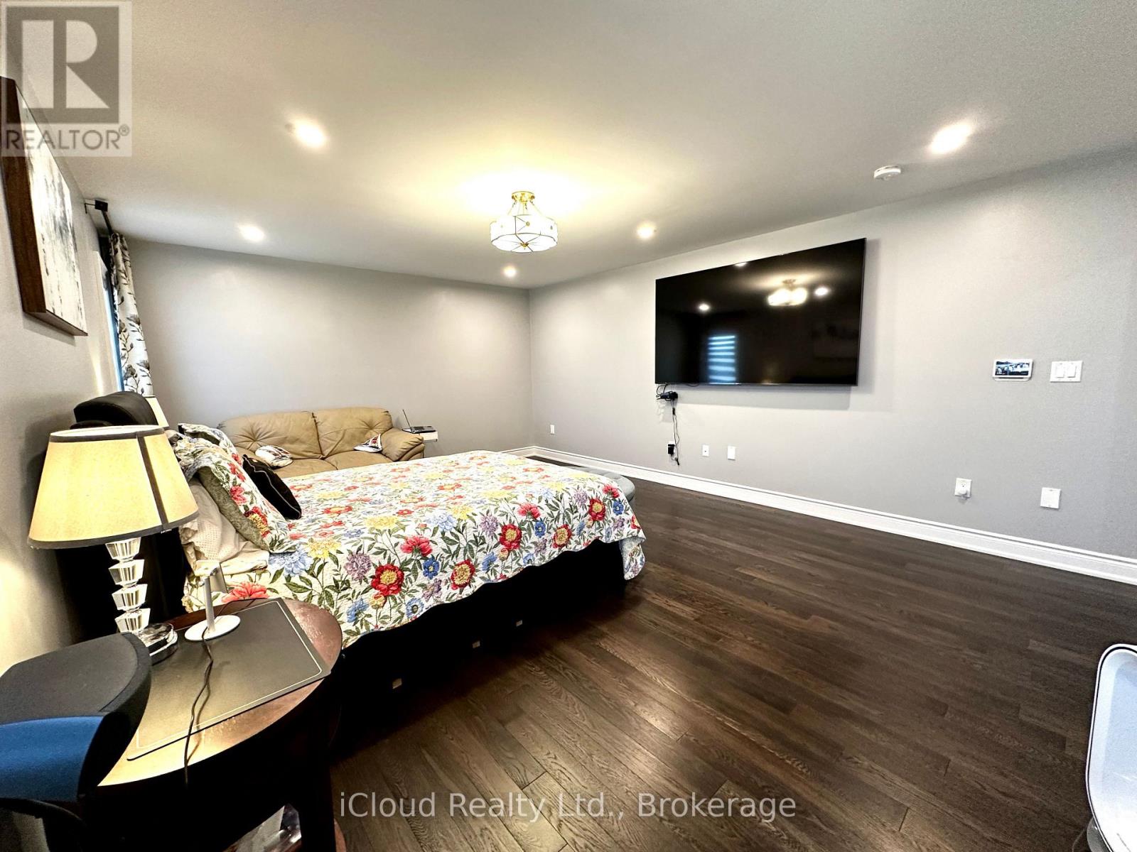 56 Esther Crescent, Thorold, Ontario  L3B 0G2 - Photo 26 - X12450499