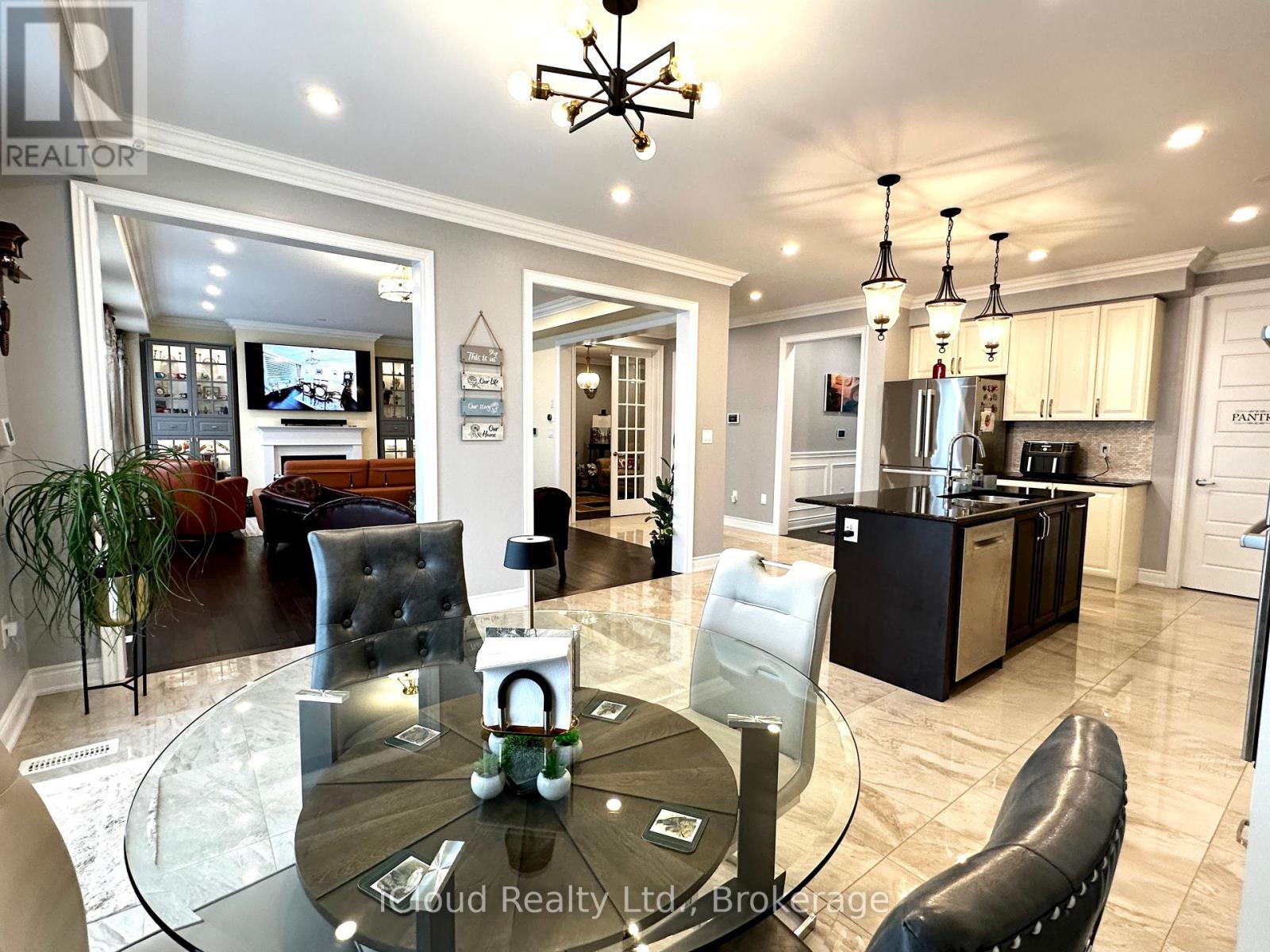 56 Esther Crescent, Thorold, Ontario  L3B 0G2 - Photo 8 - X12450499