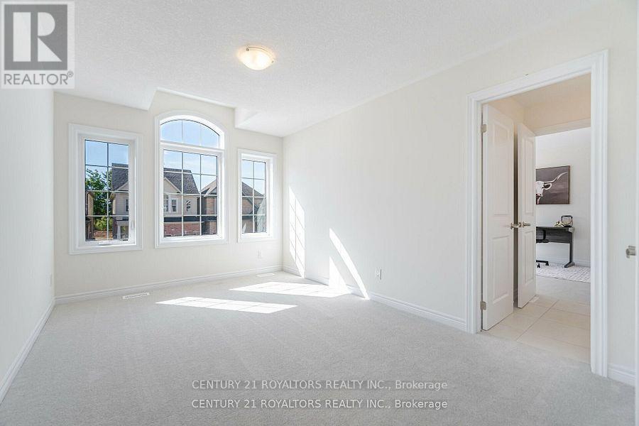 277 Broadacre Drive, Kitchener, Ontario  N2R 0S6 - Photo 29 - X12450500