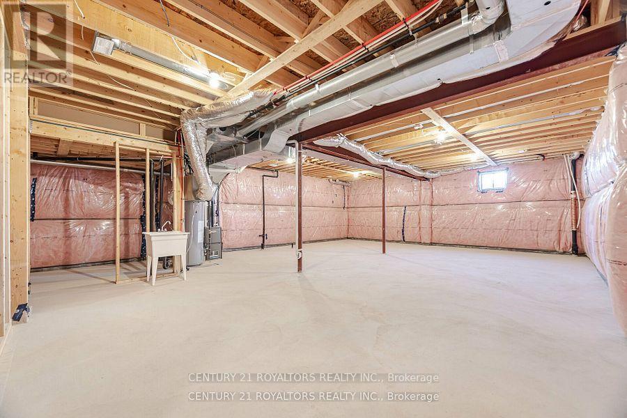 277 Broadacre Drive, Kitchener, Ontario  N2R 0S6 - Photo 37 - X12450500