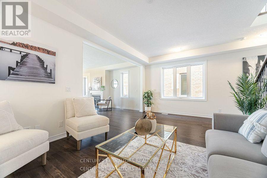 277 Broadacre Drive, Kitchener, Ontario  N2R 0S6 - Photo 8 - X12450500