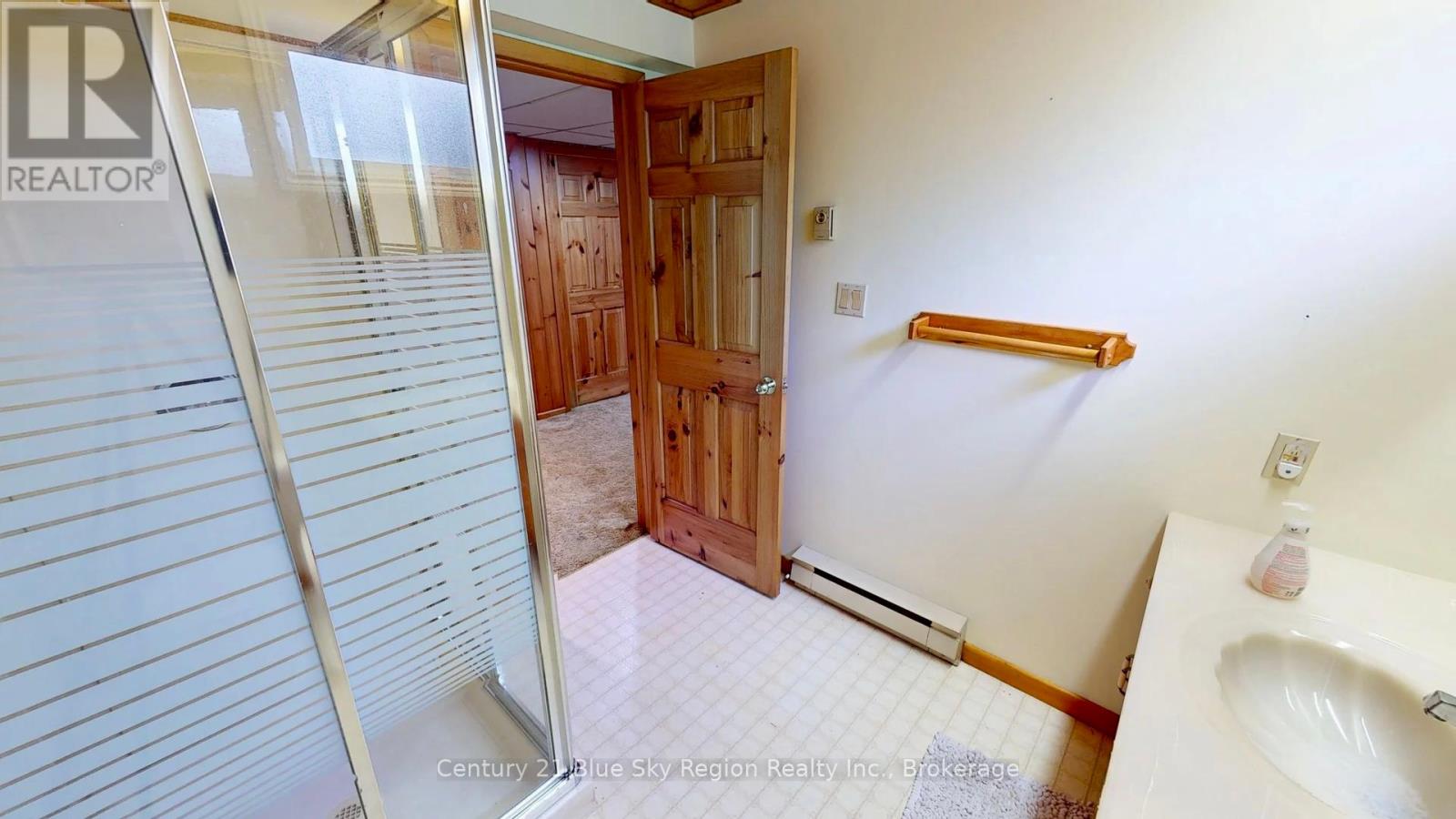 12 Vivyenne Court, North Bay, Ontario  P1A 4J2 - Photo 43 - X12388874