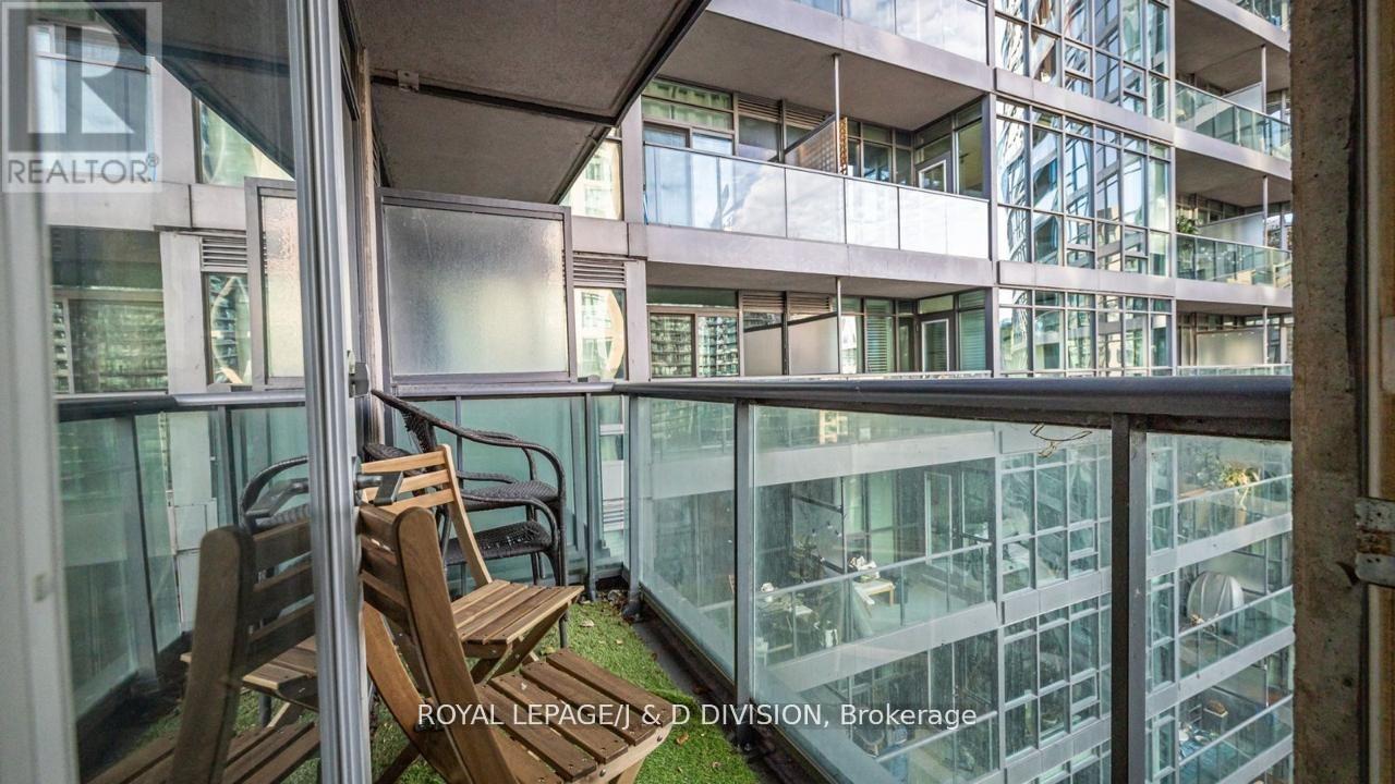615 - 219 Fort York Boulevard, Toronto, Ontario  M5V 1B1 - Photo 9 - C12450504