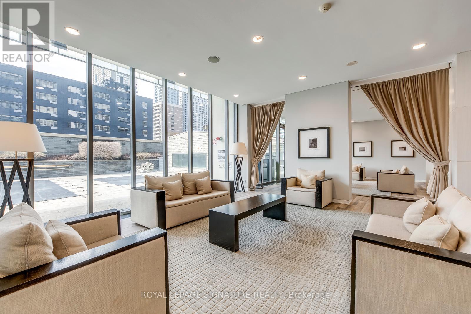 3001 - 33 Charles Street E, Toronto, Ontario  M4Y 1R9 - Photo 25 - C12450506