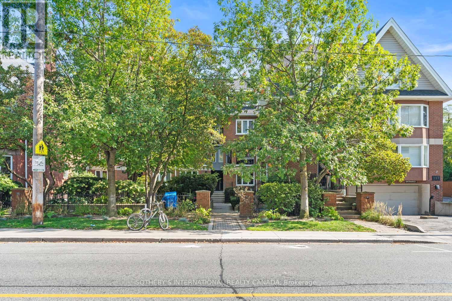 6 - 217 St. George Street, Toronto, Ontario  M5R 3S7 - Photo 28 - C12450533
