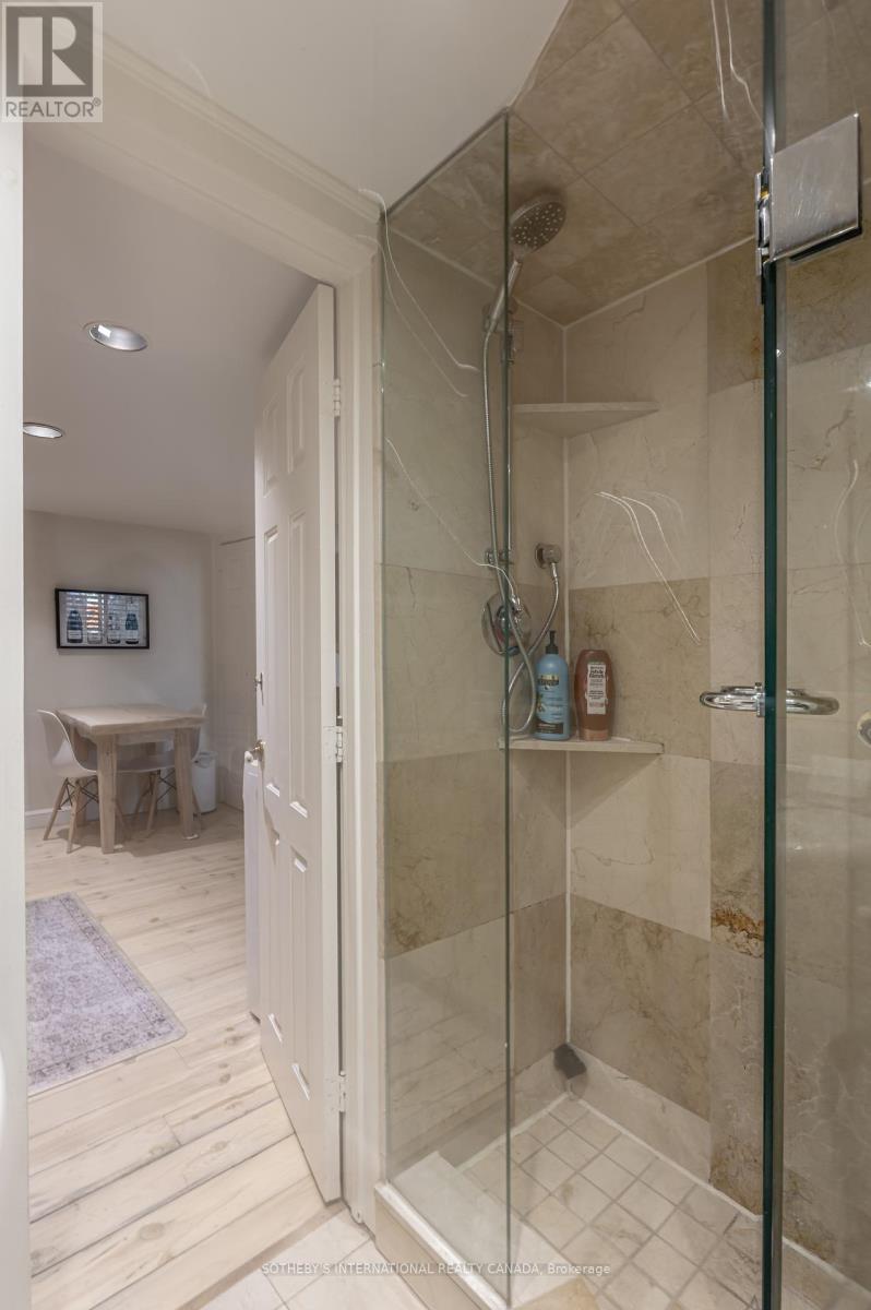 65 St Germain Avenue, Toronto, Ontario  M5M 1V9 - Photo 17 - C12450538