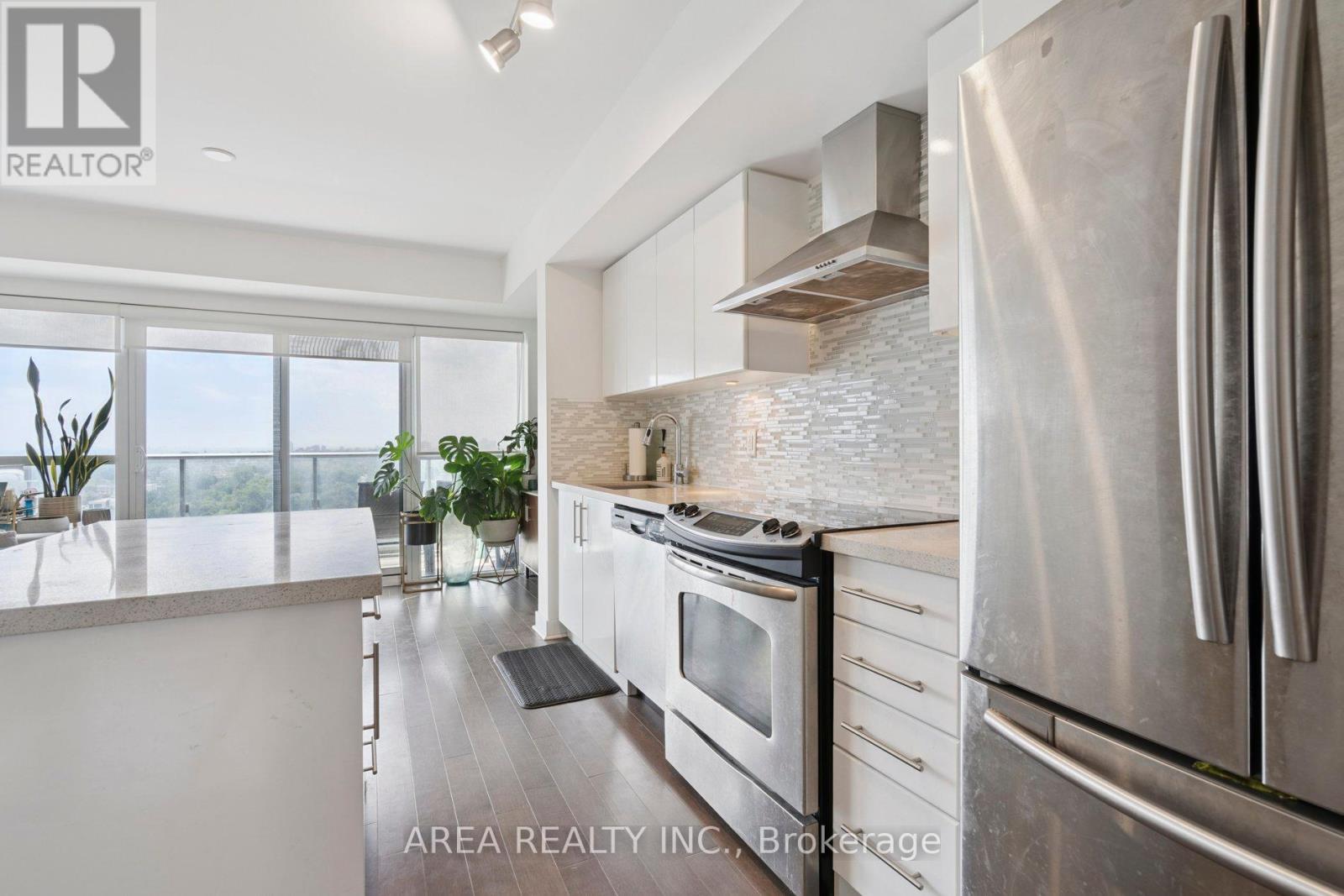 1910 - 58 Orchard View Boulevard, Toronto, Ontario  M4R 1B9 - Photo 12 - C12450568