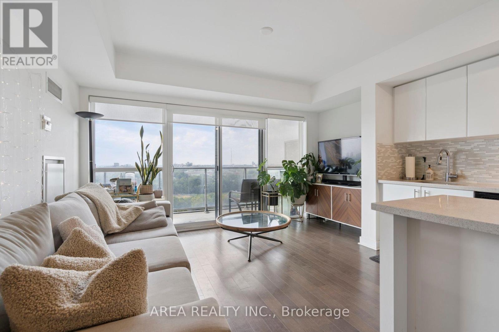 1910 - 58 Orchard View Boulevard, Toronto, Ontario  M4R 1B9 - Photo 7 - C12450568