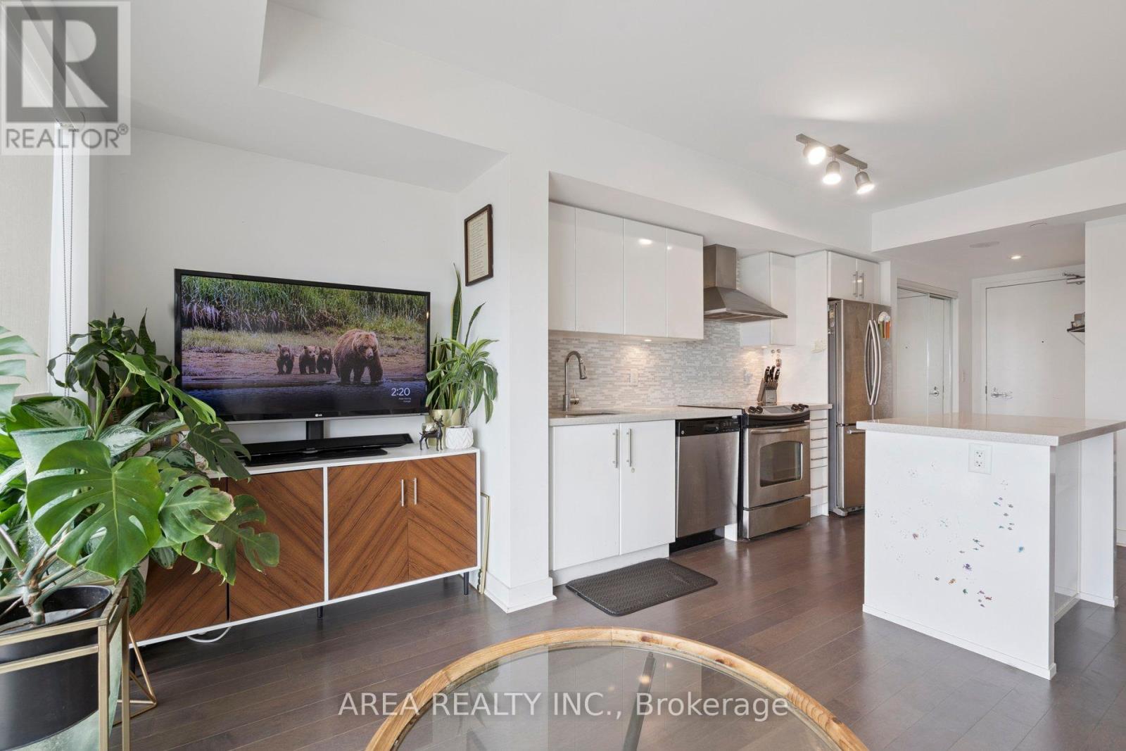 1910 - 58 Orchard View Boulevard, Toronto, Ontario  M4R 1B9 - Photo 9 - C12450568