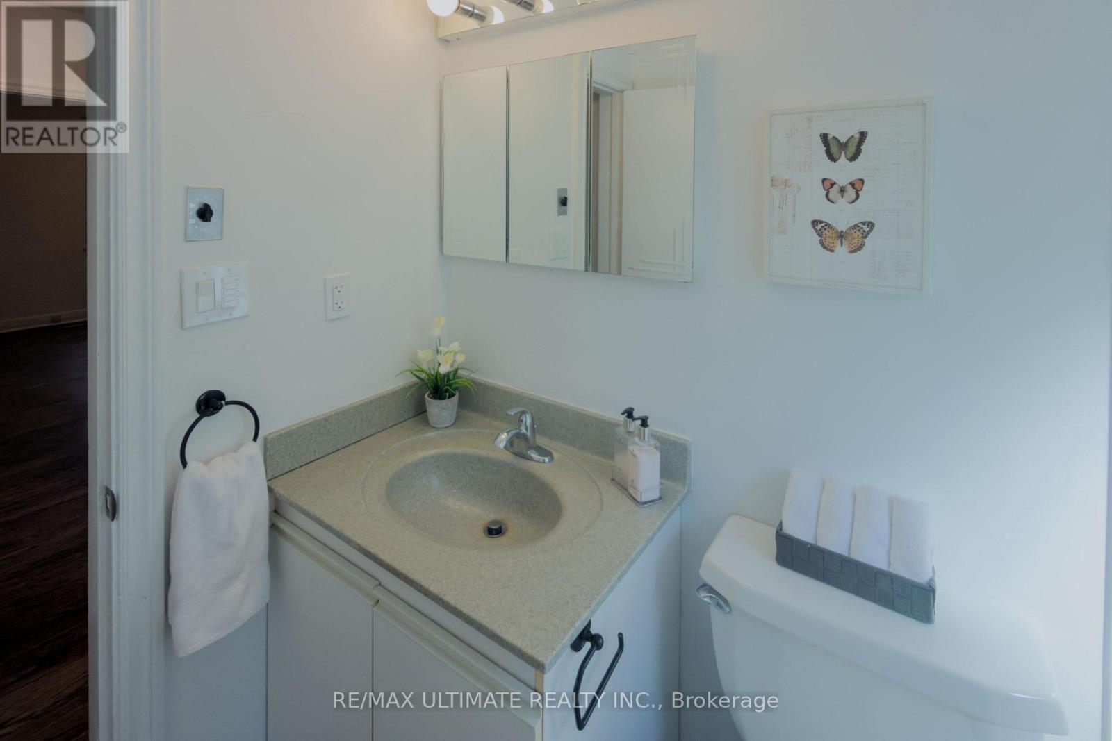 110 De Quincy Boulevard, Toronto, Ontario  M3H 1Y9 - Photo 10 - C12450587