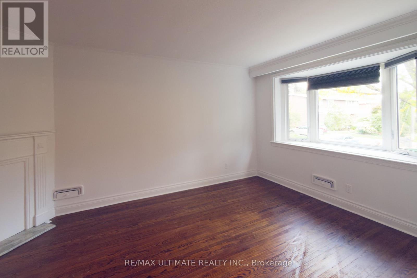110 De Quincy Boulevard, Toronto, Ontario  M3H 1Y9 - Photo 3 - C12450587