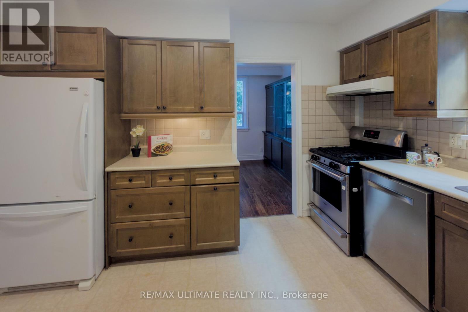 110 De Quincy Boulevard, Toronto, Ontario  M3H 1Y9 - Photo 8 - C12450587