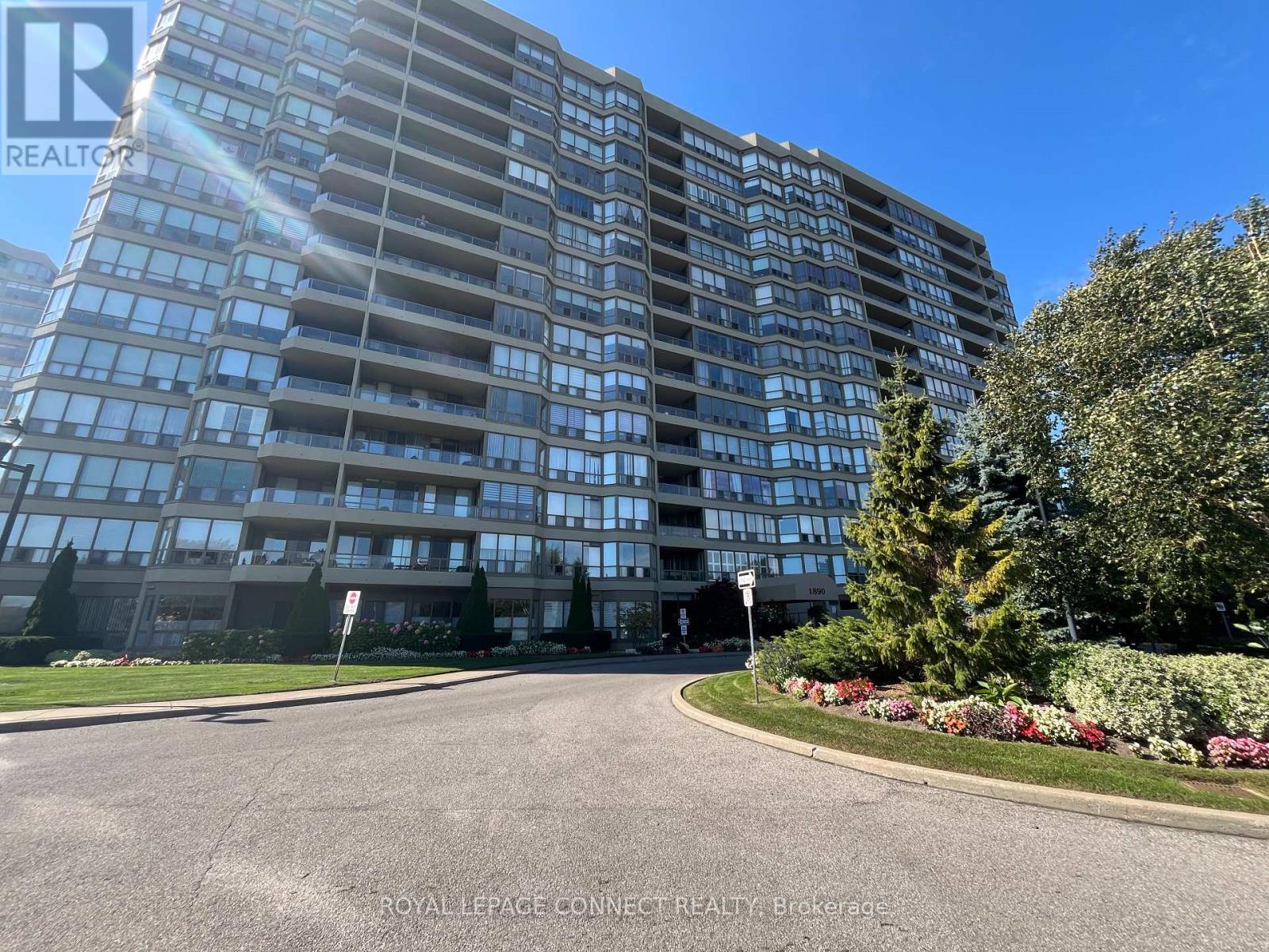 1516 - 1890 VALLEY FARM ROAD, Pickering, Ontario